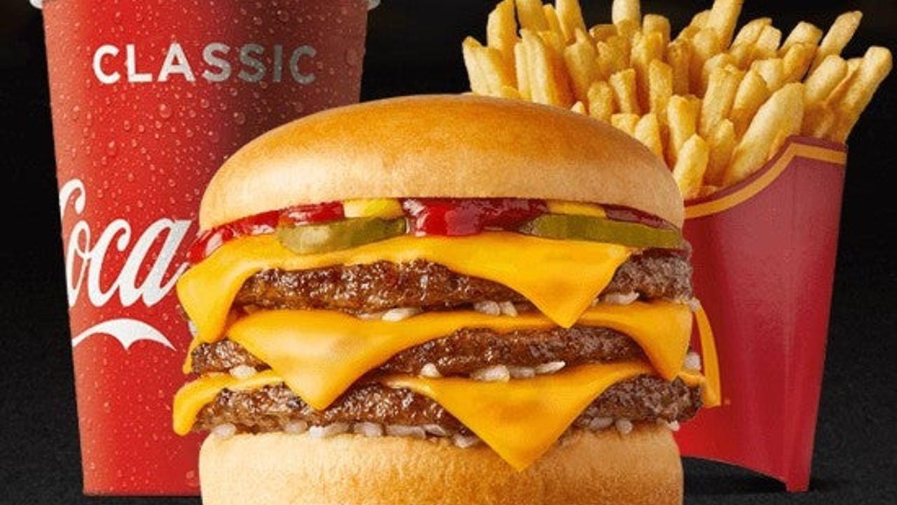 Triple Cheeseburger