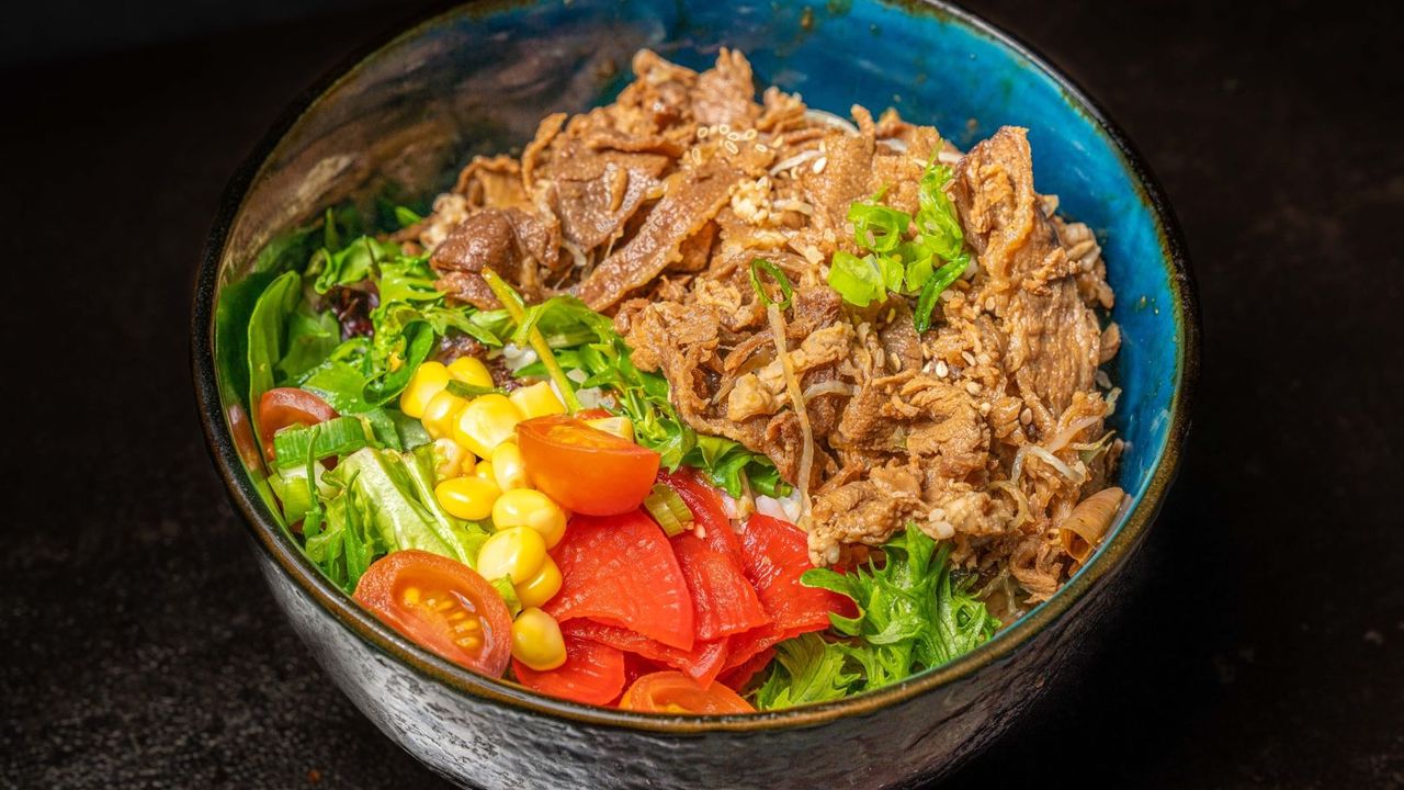 D06. SUKIYAKI BEEF DON