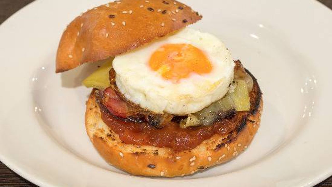 Egg & Bacon Burger