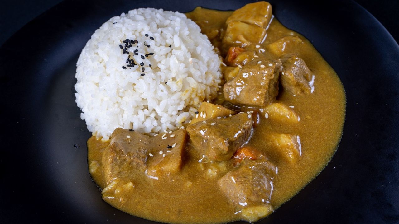 Slow Cooked Beef Curry