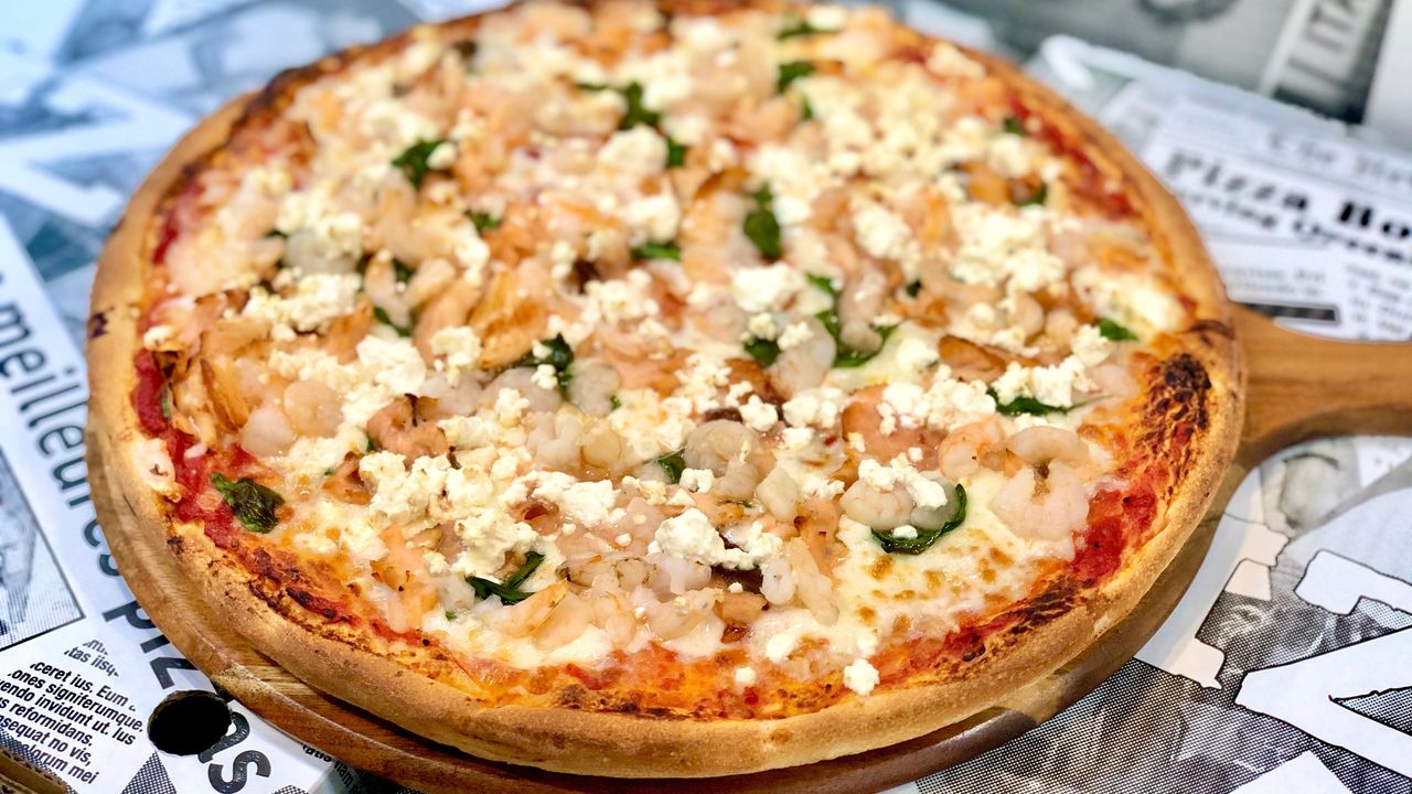 Pescatore Pizza