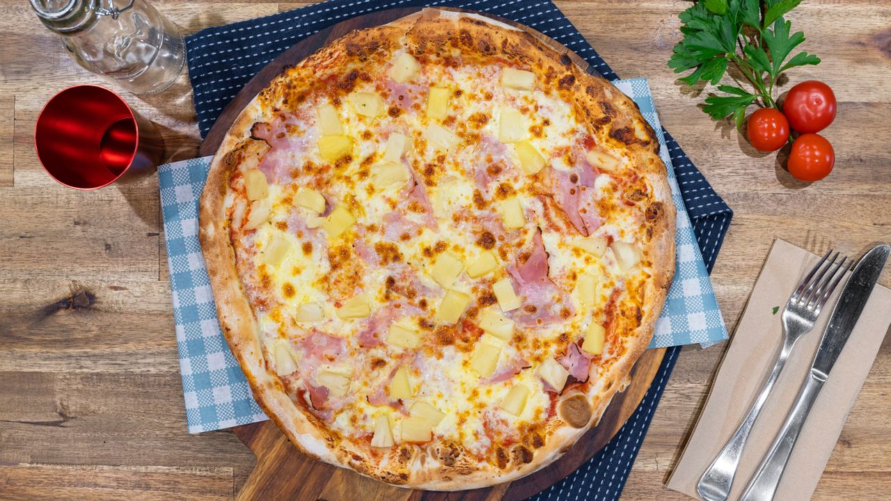 Hawaiian Pizza