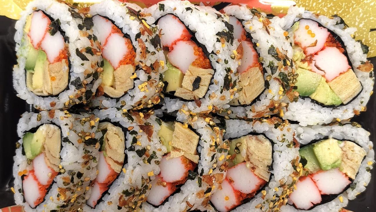 CALIFORNIA URAMAKI