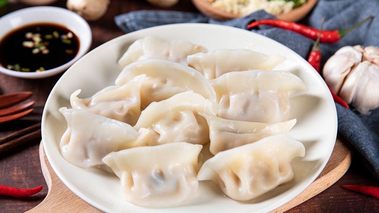 Beef and Onion Dumplings (15pcs) 牛肉洋葱水饺 (15个)