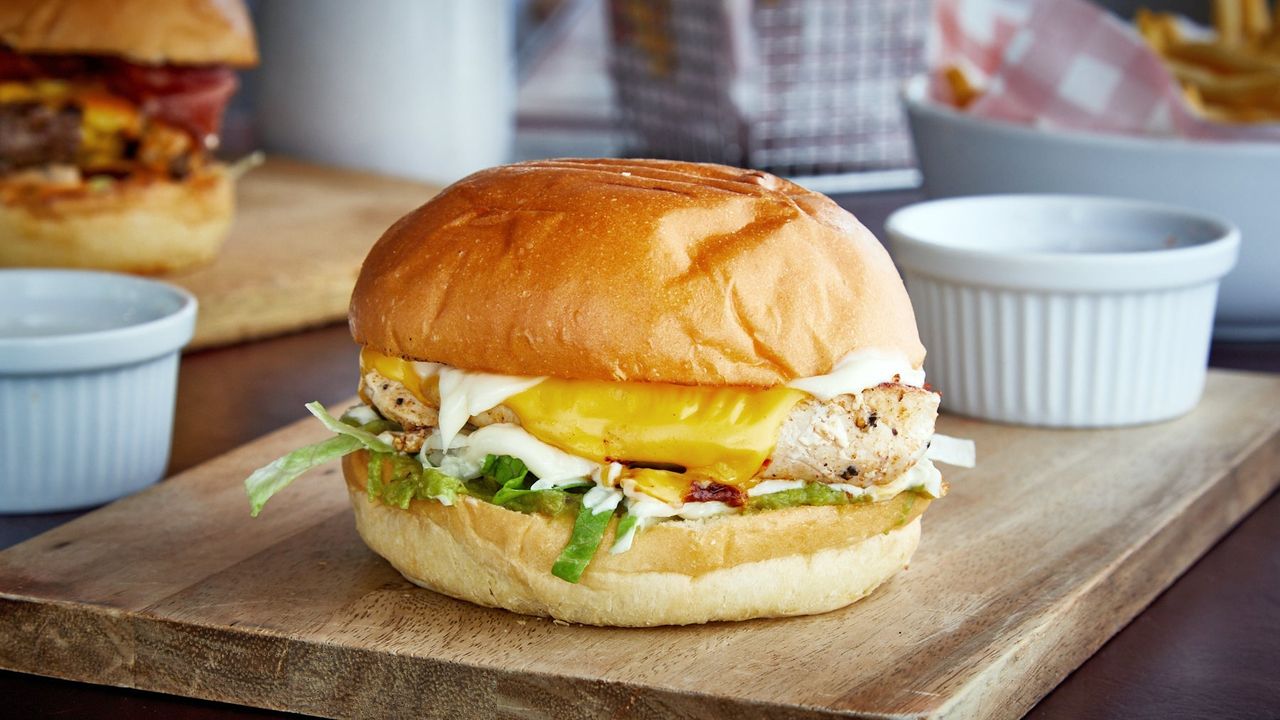 Classic Grilled Chicken Burger