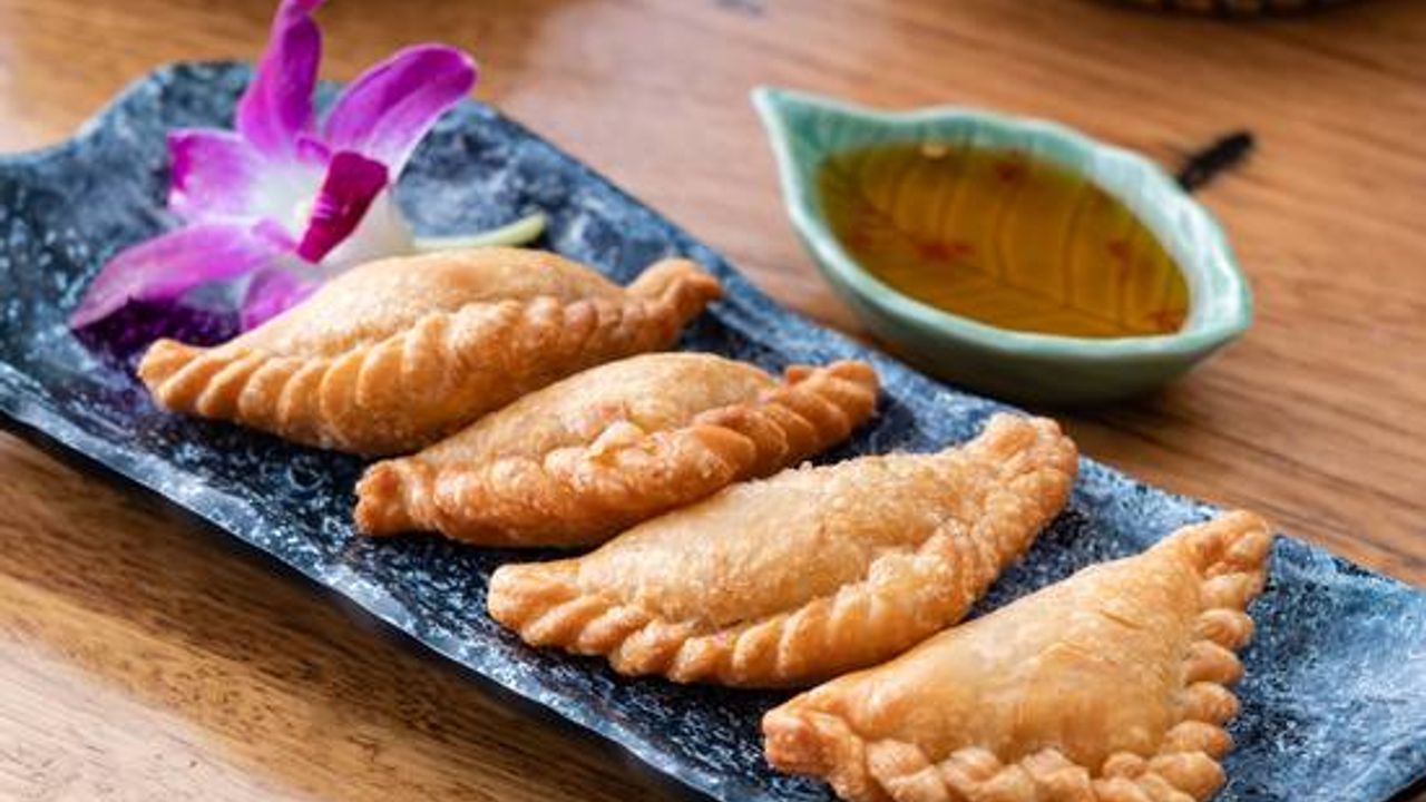 Curry Puffs Chicken