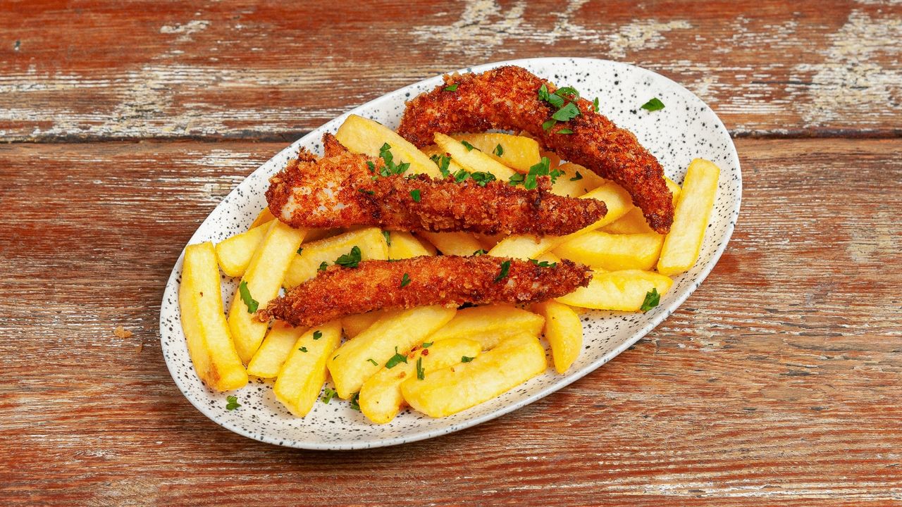 Chicken Strips with chips