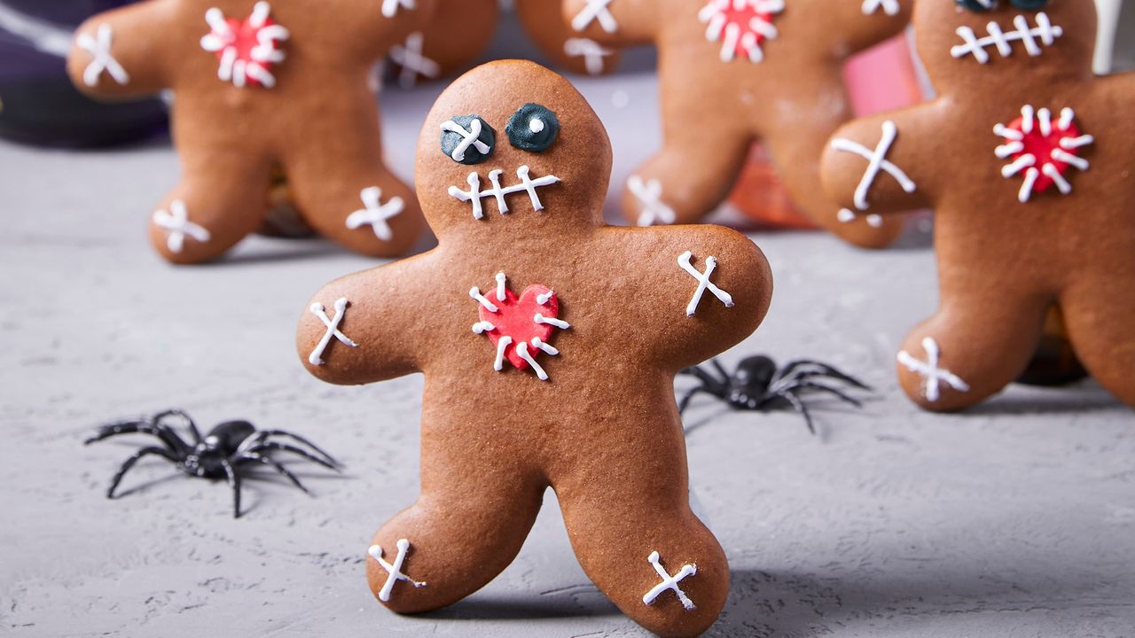 Zombie Gingerbread Biscuit