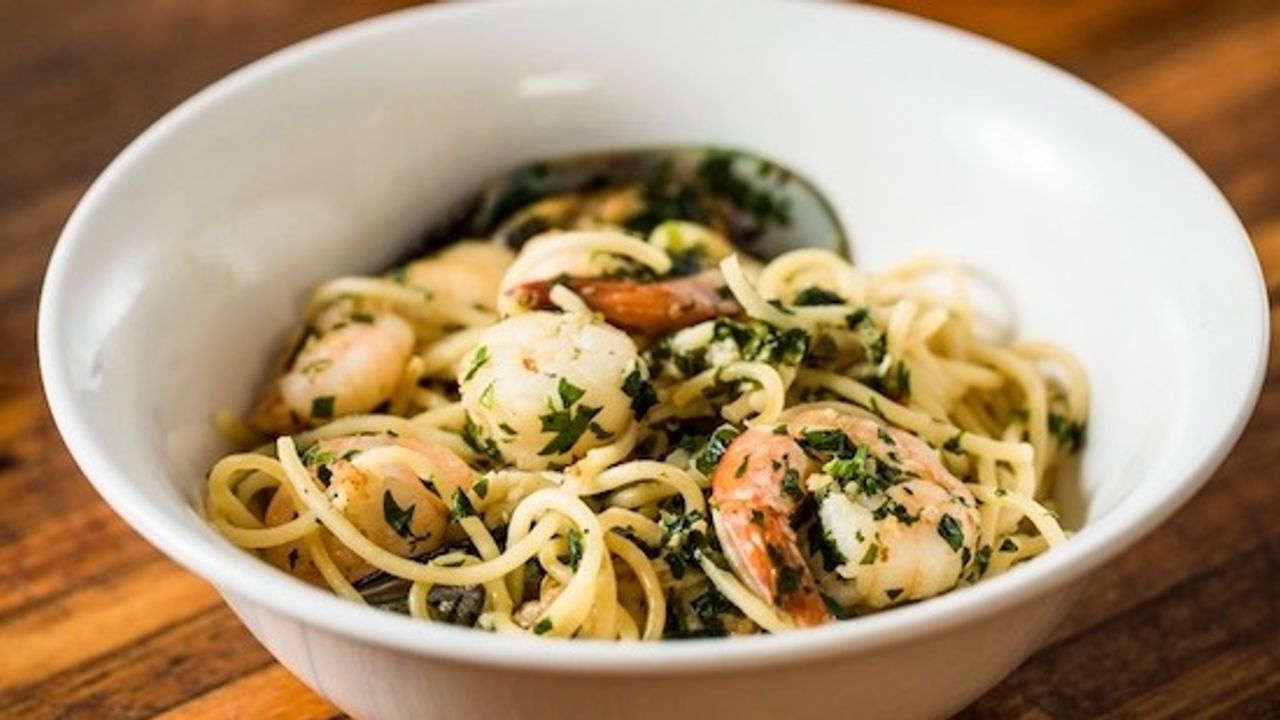 Spaghetti Alla Marinara in Vino Bianco