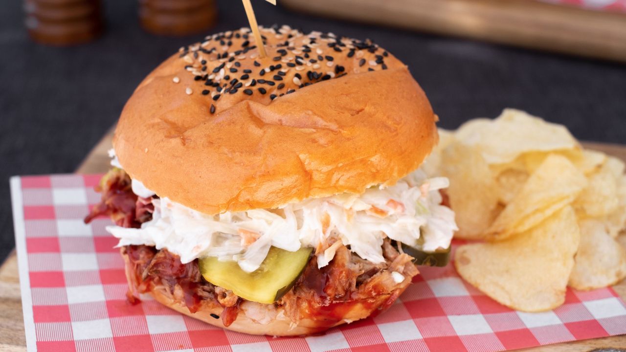 Smoked Pulled Pork Burger