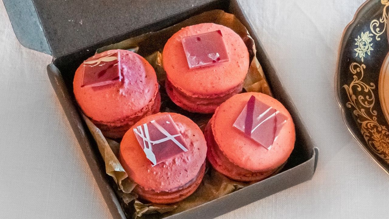 Macarons - 4pc gift box
