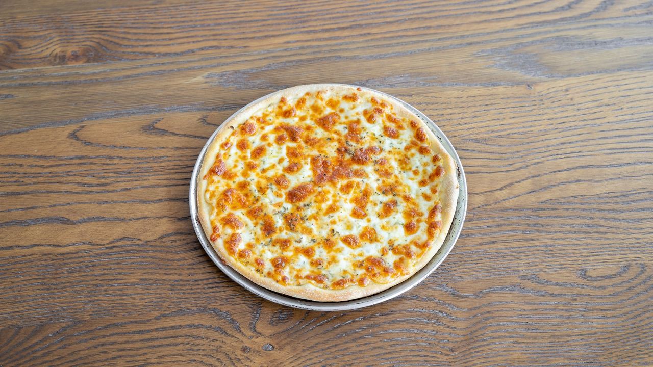 Garlic Pizza