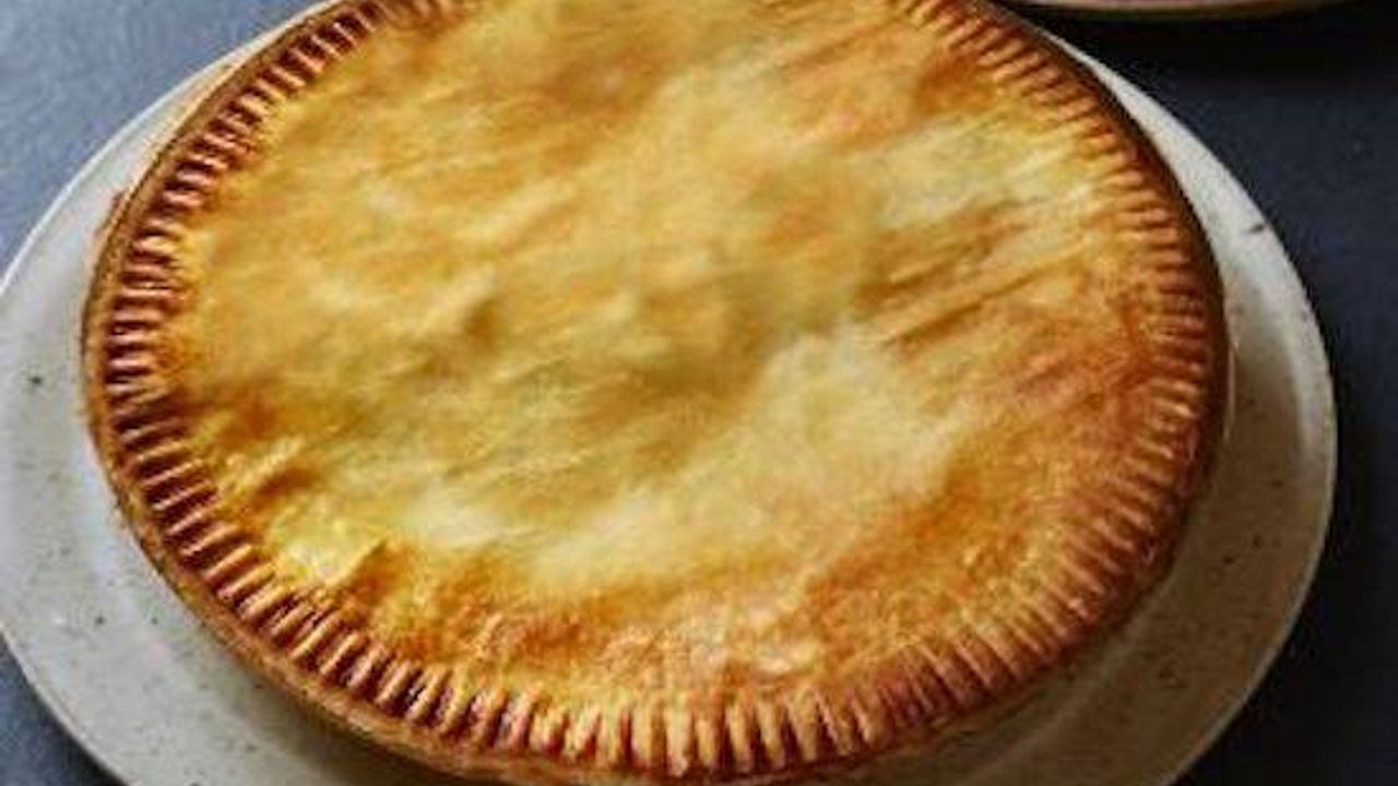 Family Beef Pie - Heat at Home