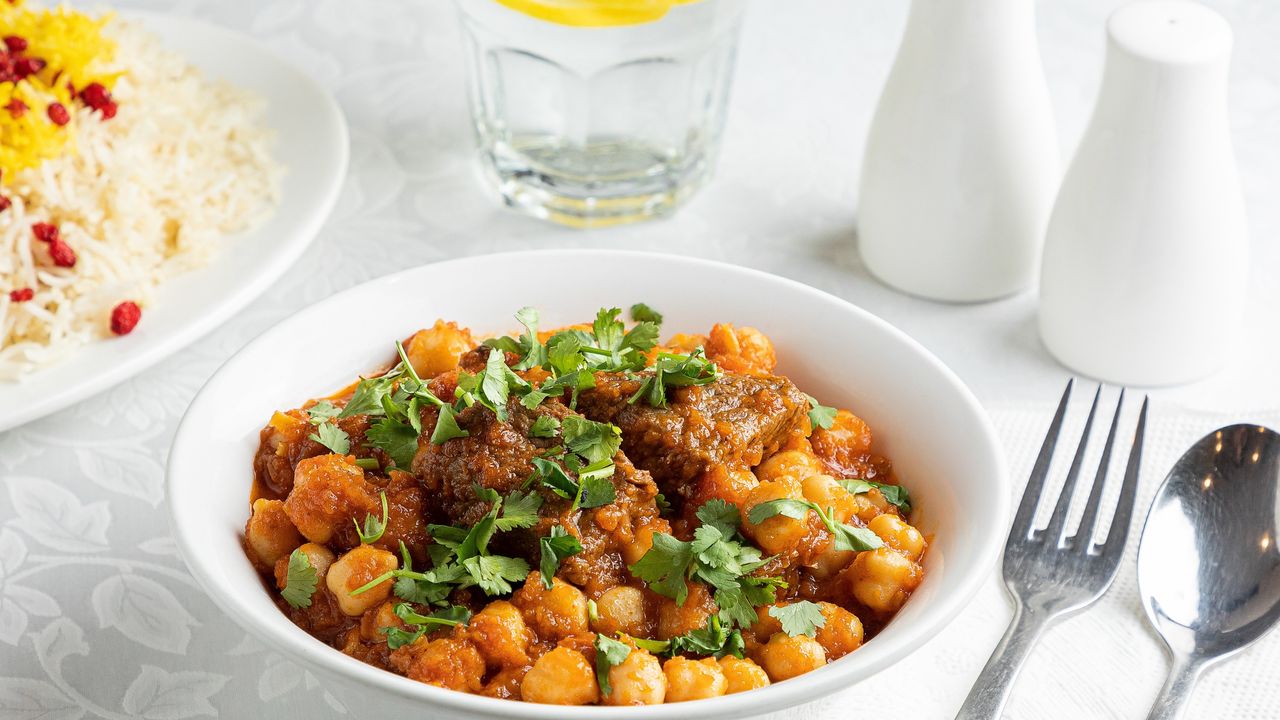 Beef Nakhut Korma Pallow