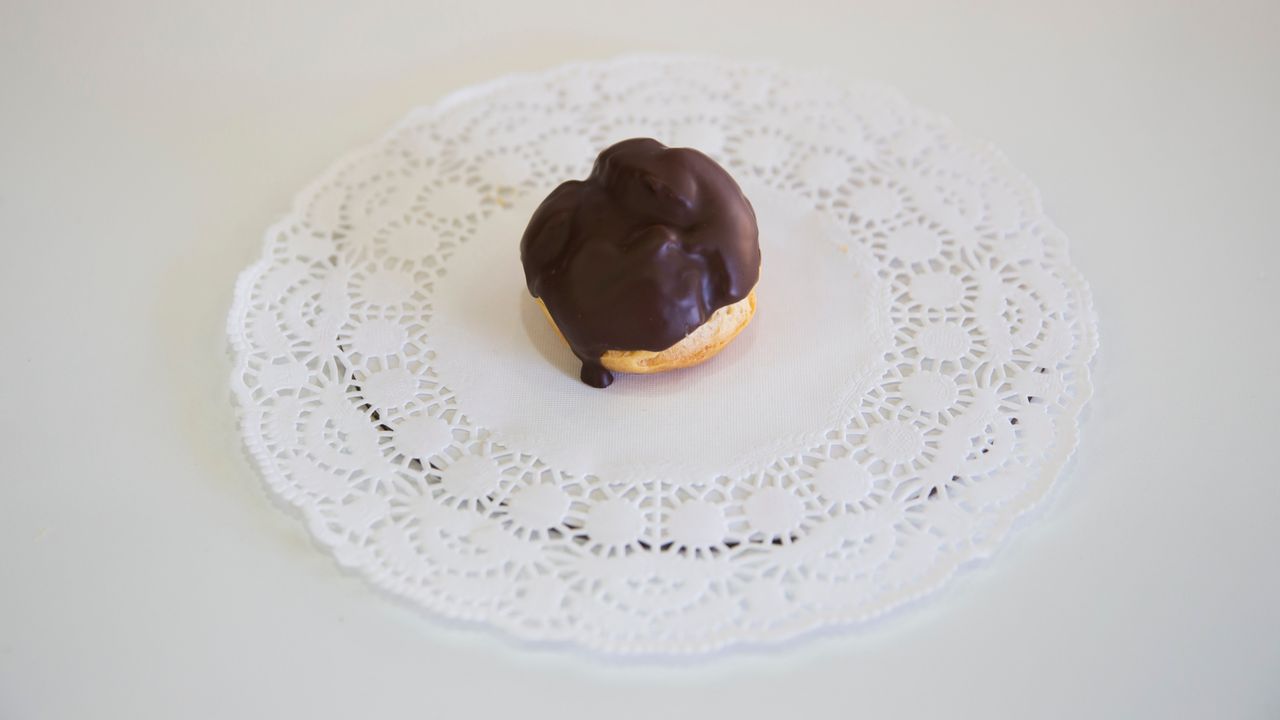 Profiterole (Chocolate Coated)