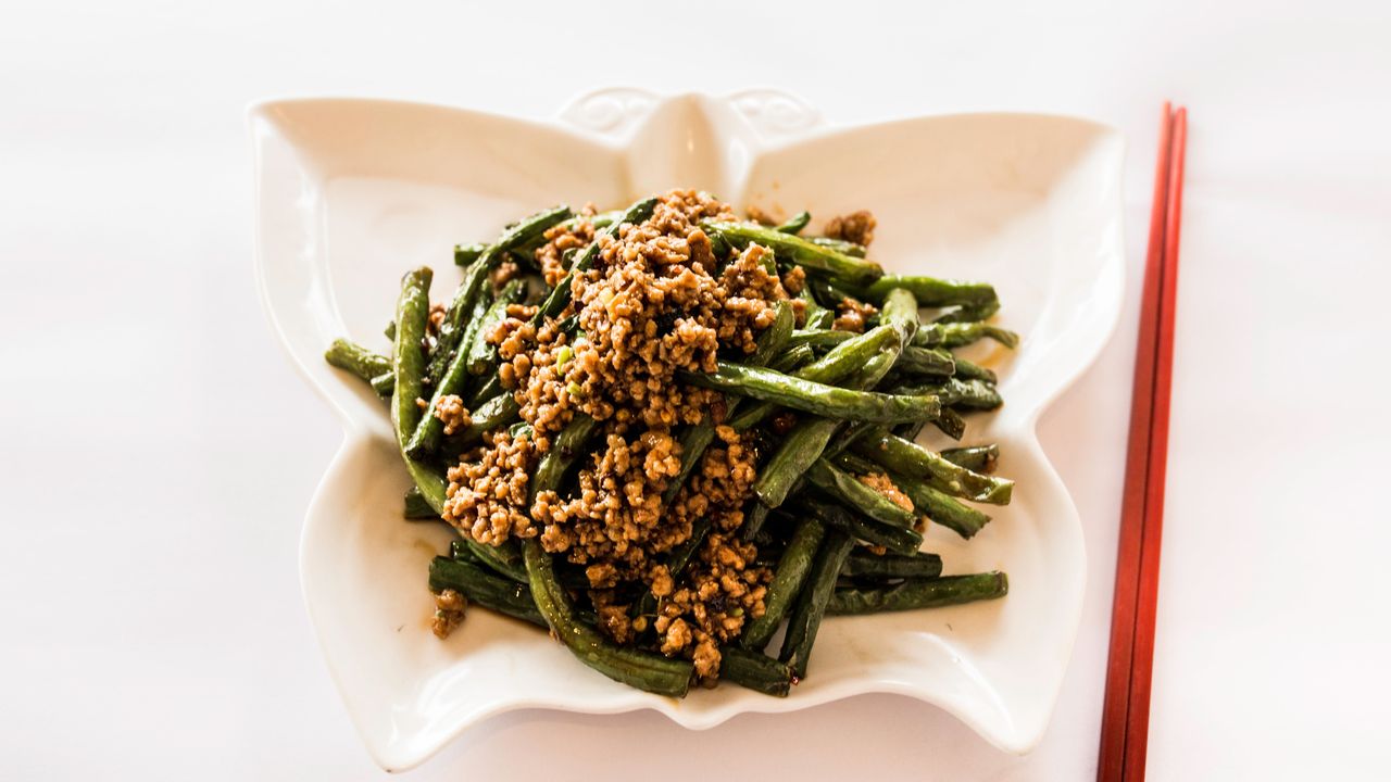 Dry Fried Beans with Pork Mince (Spicy)