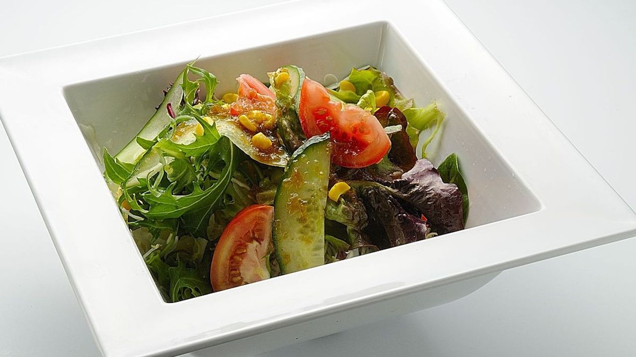 Ajisen Salad (Large)