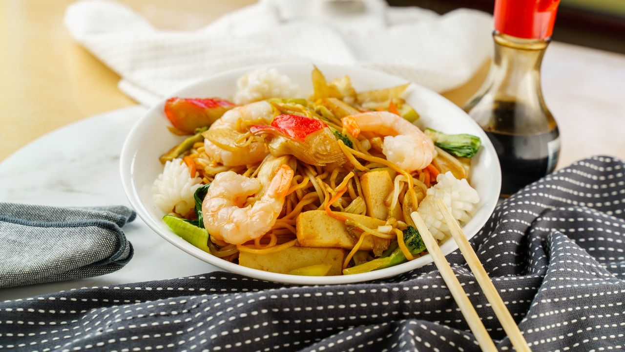 22. Seafood Combination Noodles