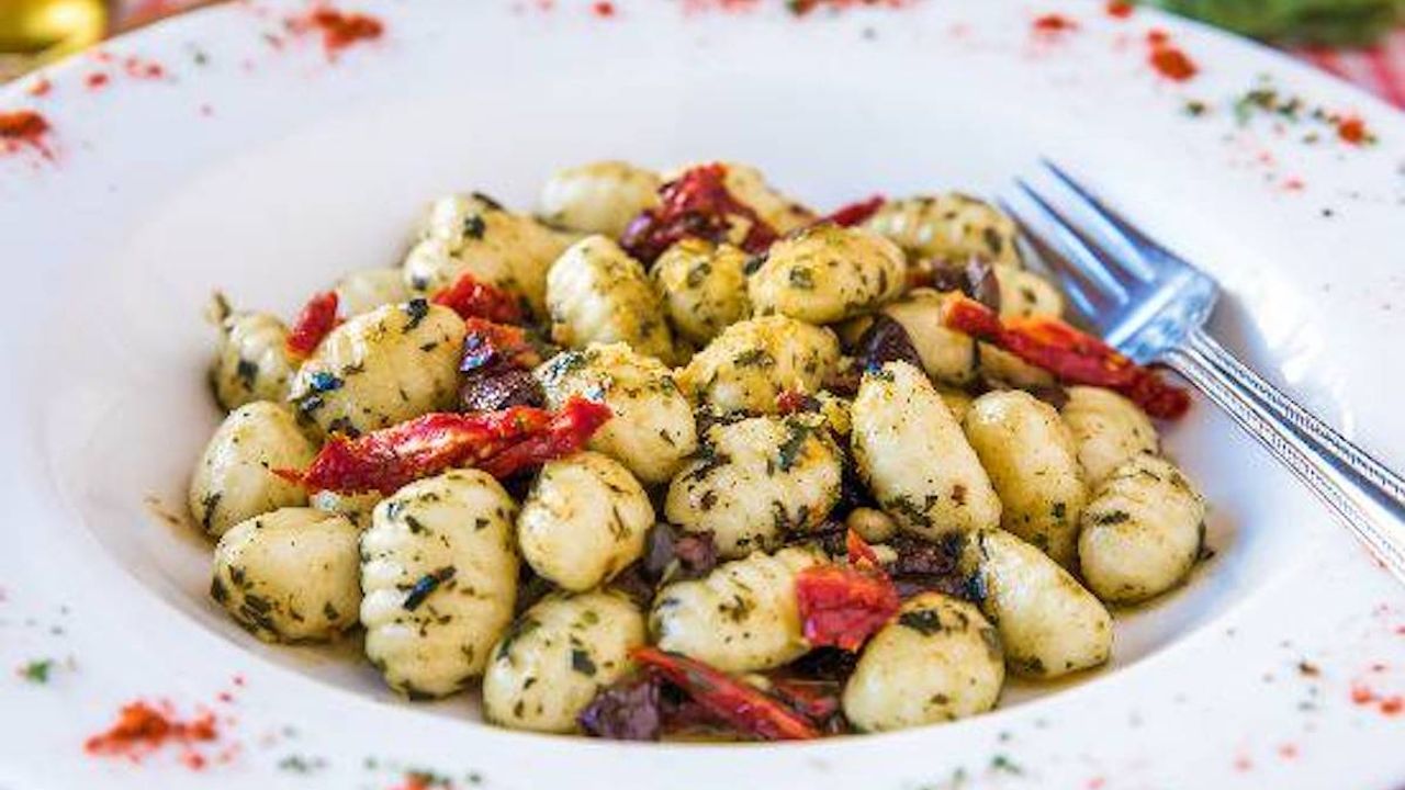 Vegan Pasta Pesto Gnocchi