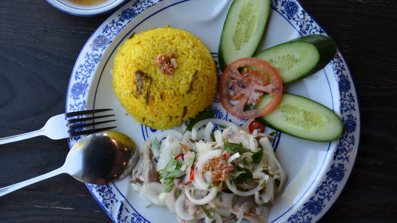 Tam Ky Chicken with Ginger Steam Rice