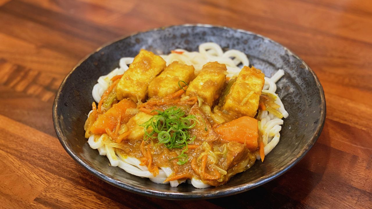 Tofu curry udon