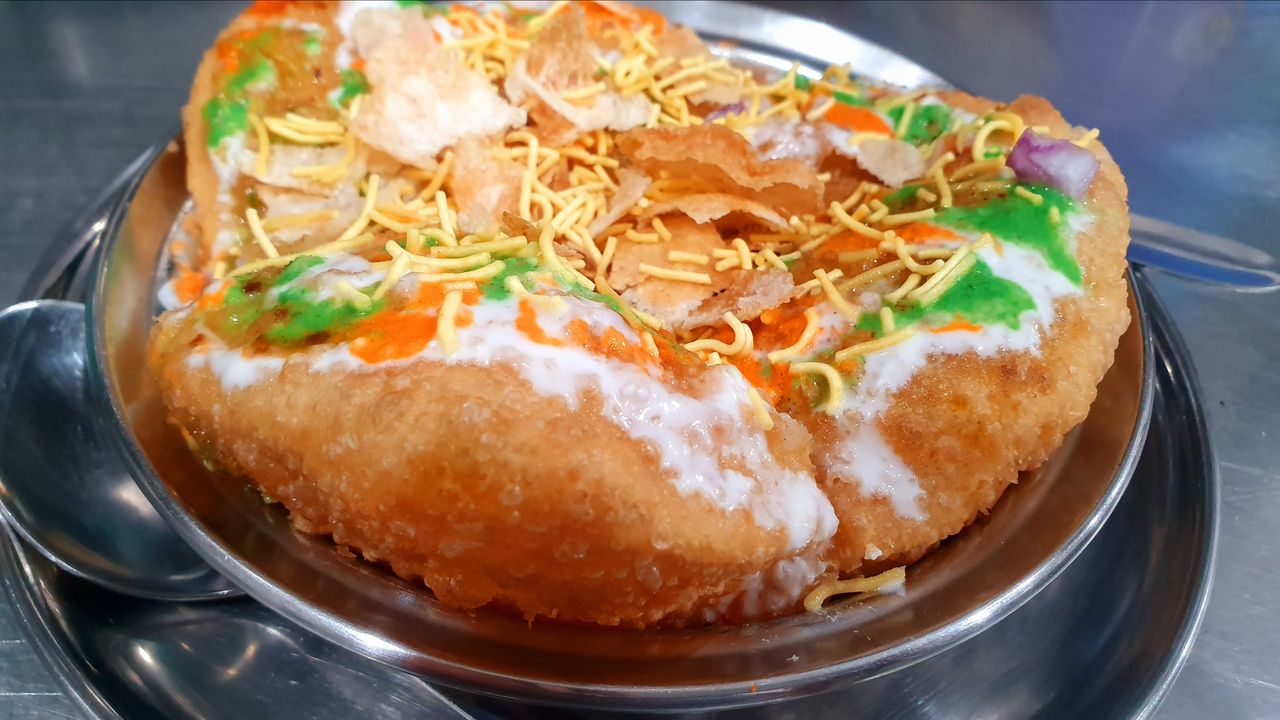 Mungdaal Kachori Chaat