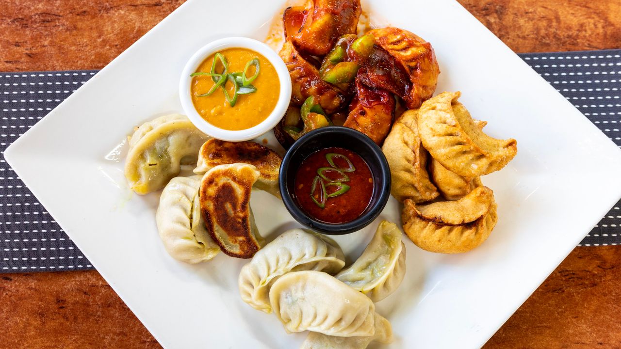 Momo Platter