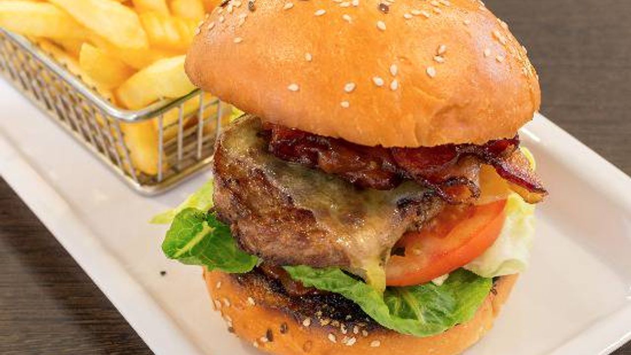Studio Burger