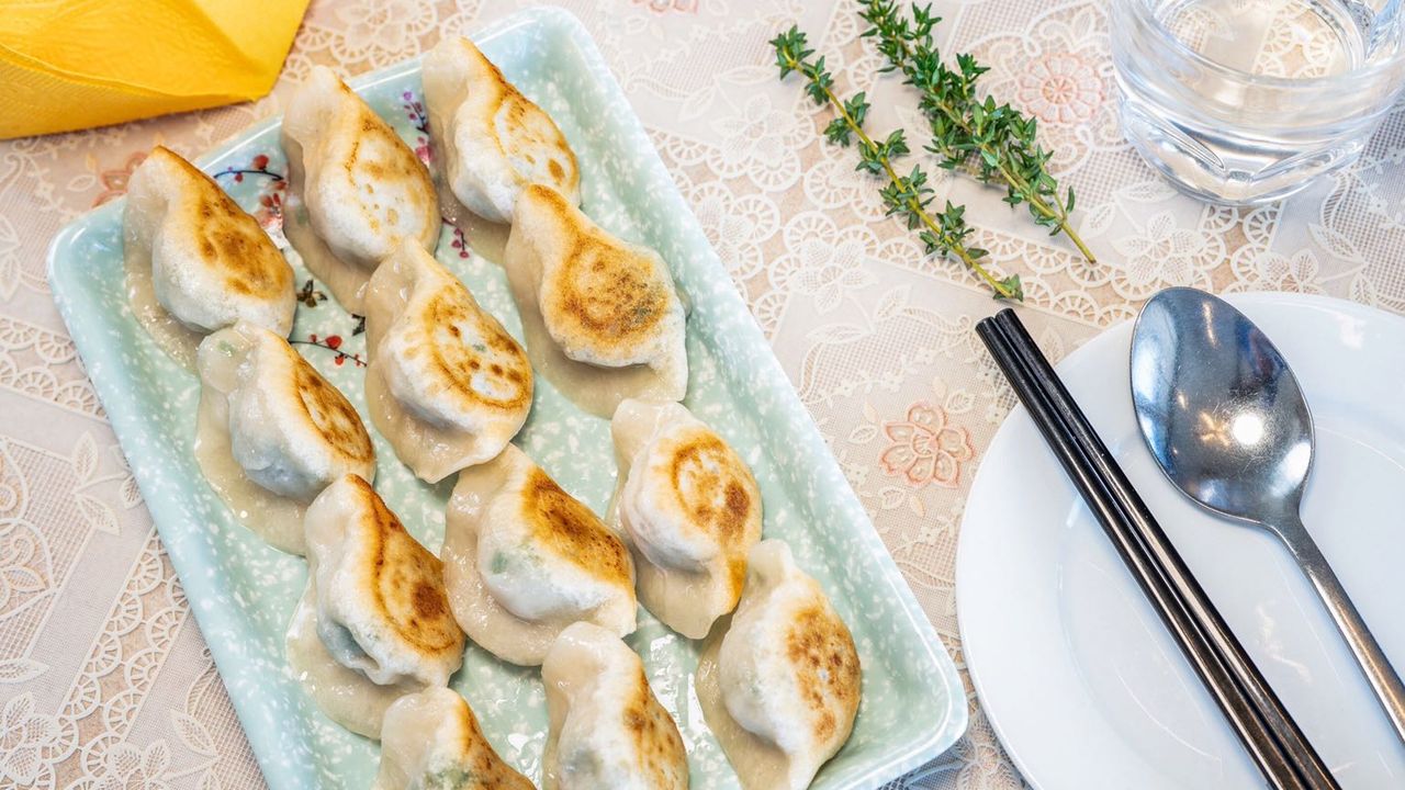 Pan Fried (12 Pieces)