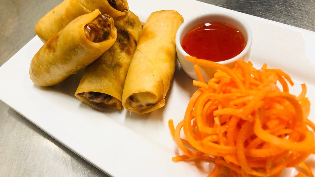 Spring Rolls (4pcs) (V)