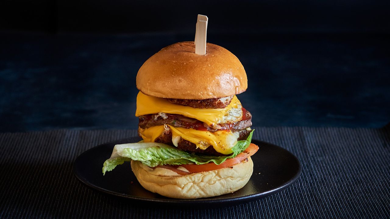 The Chuck Burger (Standard)