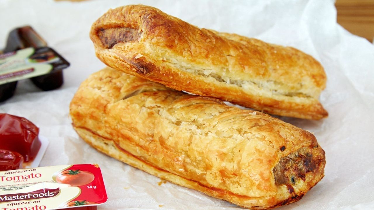 Classic Sausage Roll Deal