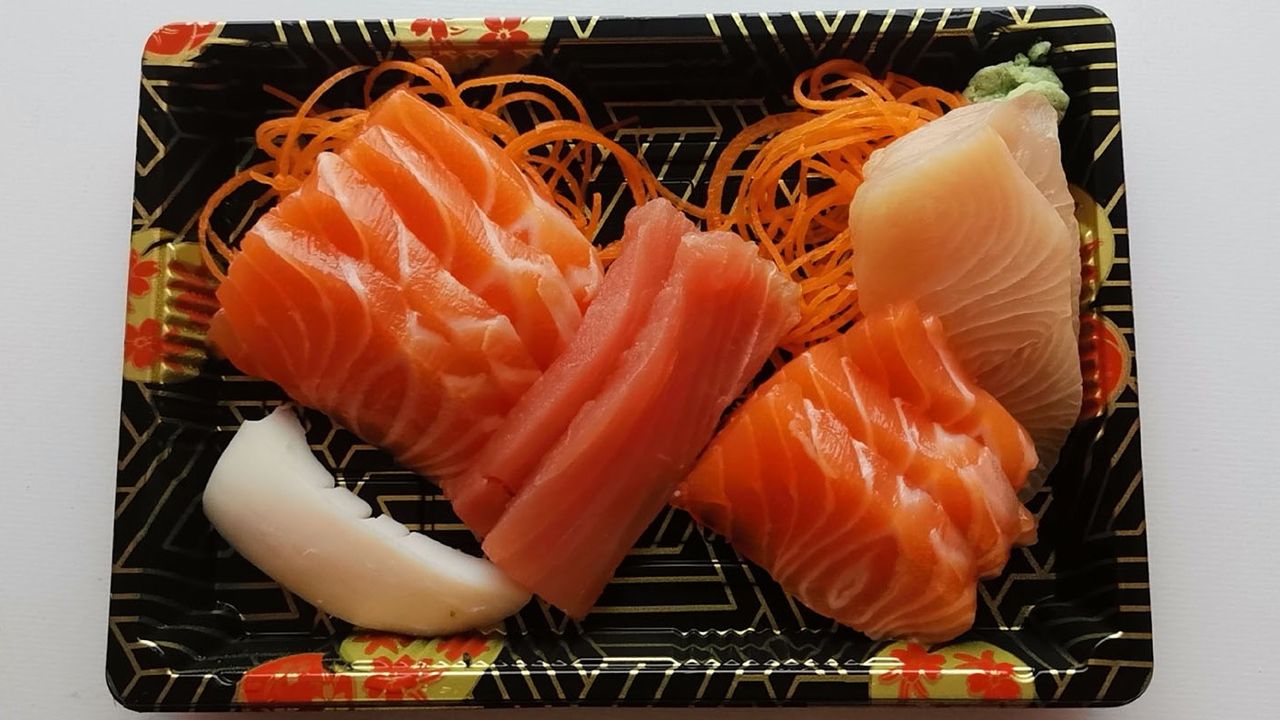 12 Pc Assorted Sashimi