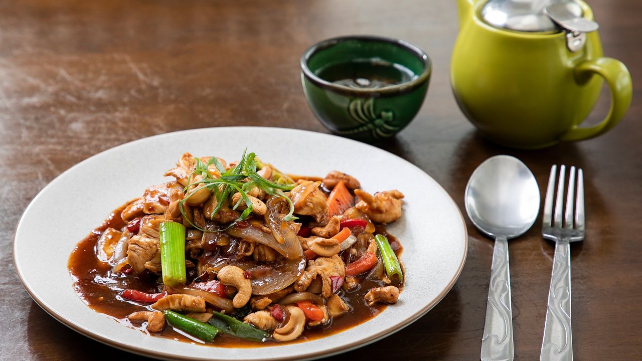 Chicken with Cashew Nut