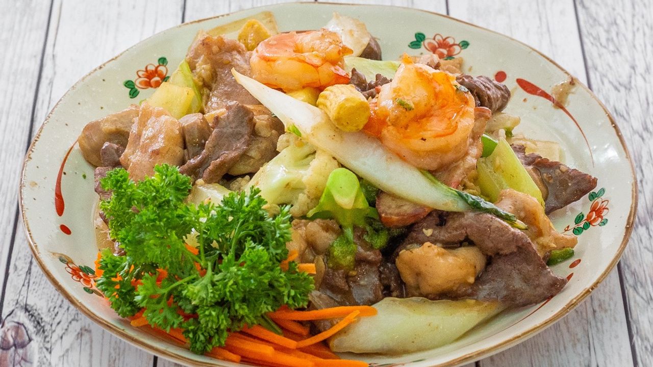 Chinese Combination With XO Sauce