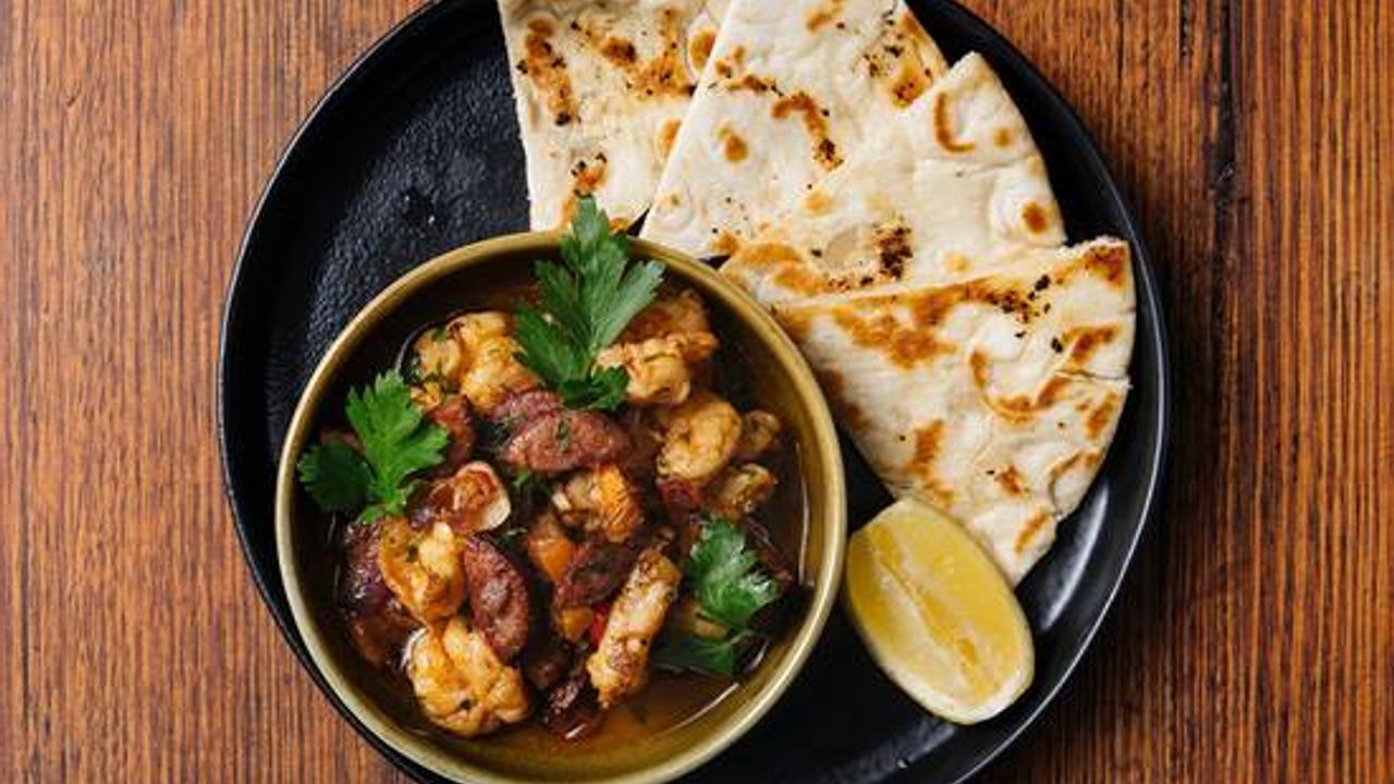 Spanish Garlic Prawns, Flat Bread
