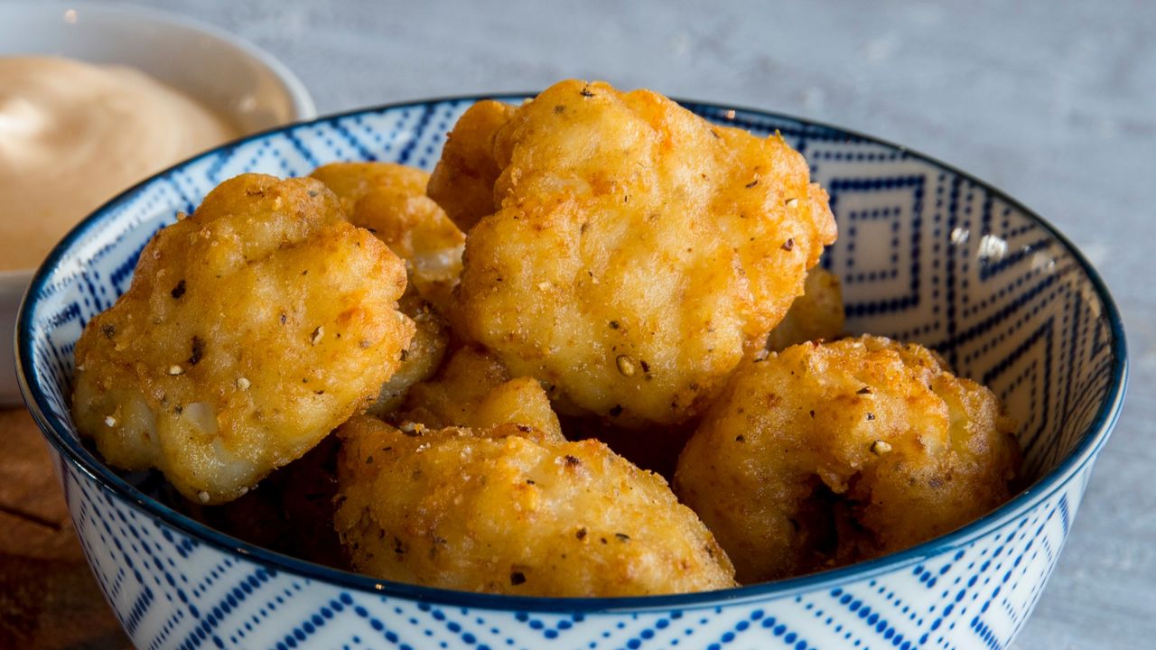 Salt & Cracked Black Pepper Squid - Gebackene Tintenfische