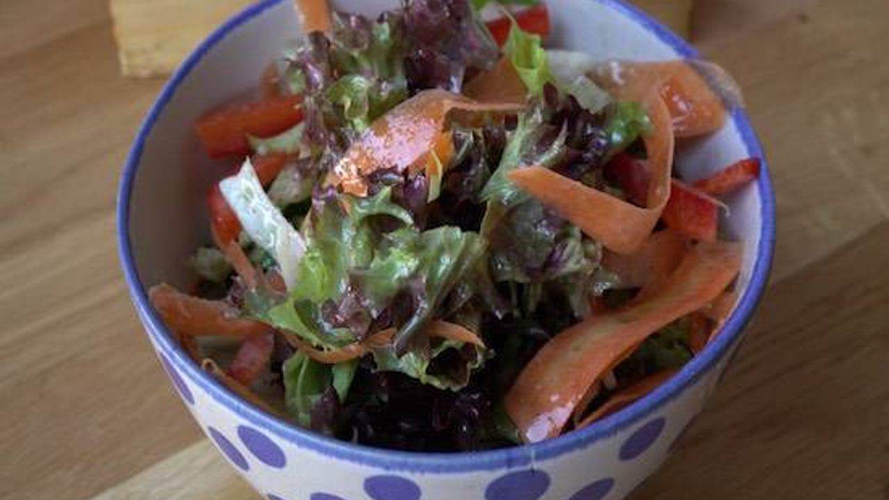 Mixed Green Salad