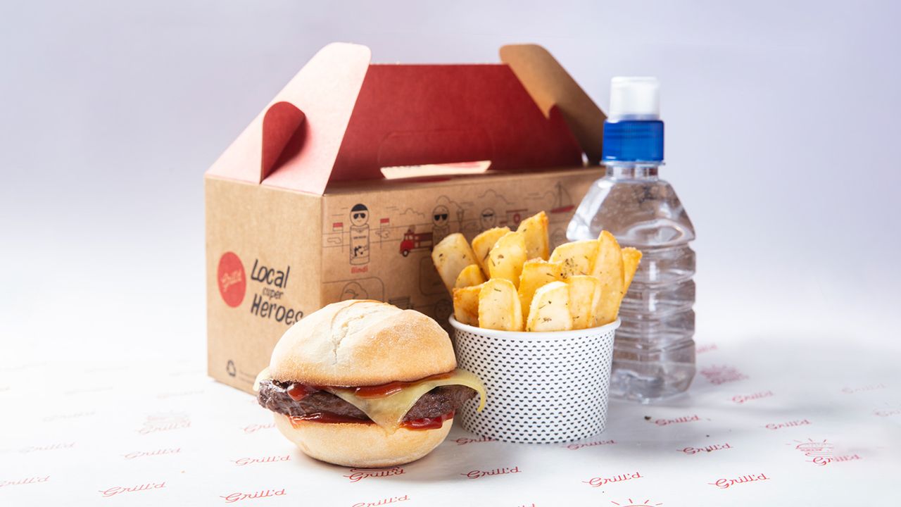 Beef Mini Me Pack with Water (1890 kJ)