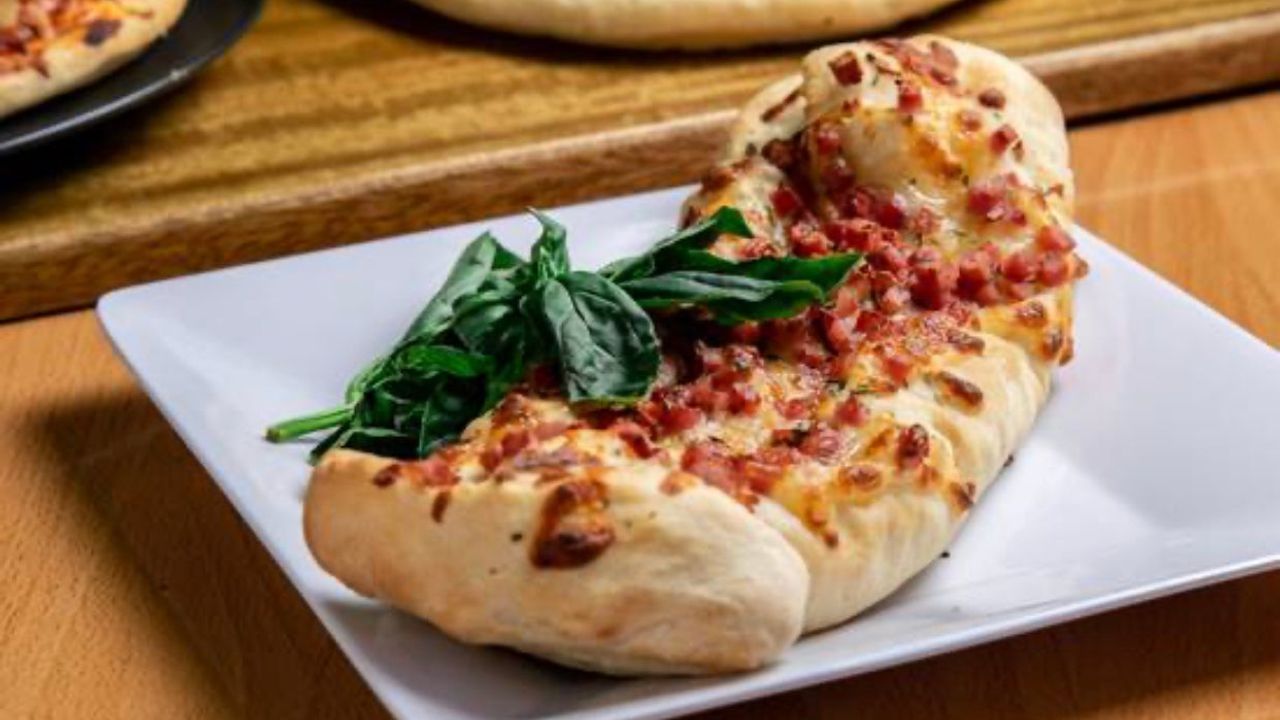 Budgies Garlic Bread