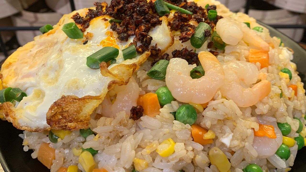 Special Fried Rice with Prawns特别炒饭(虾仁)