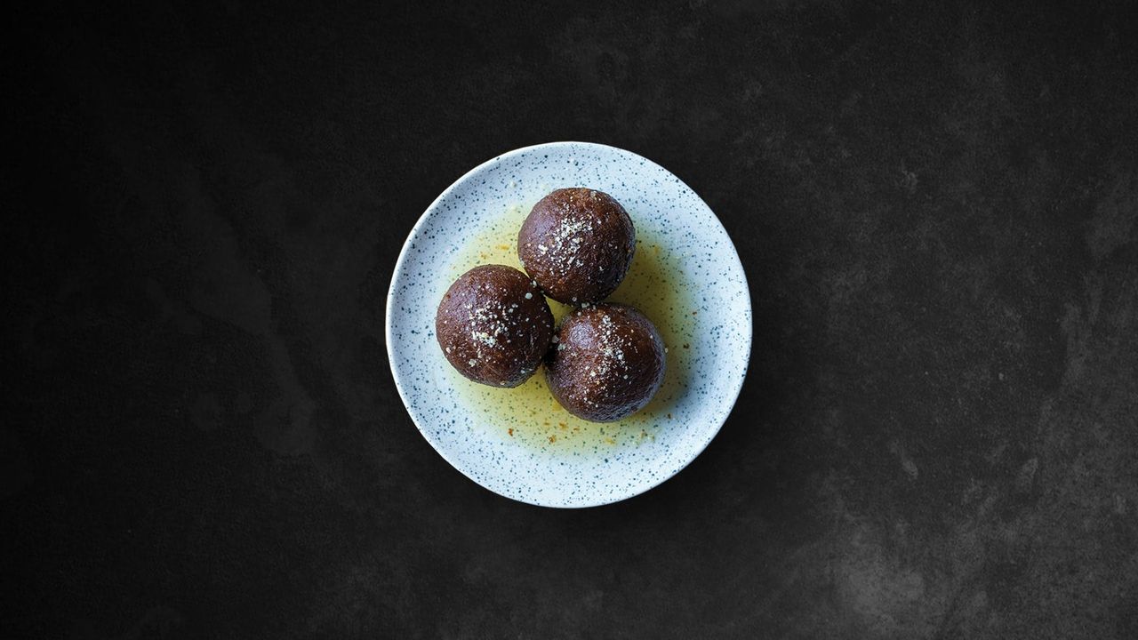 Gulab Jamun