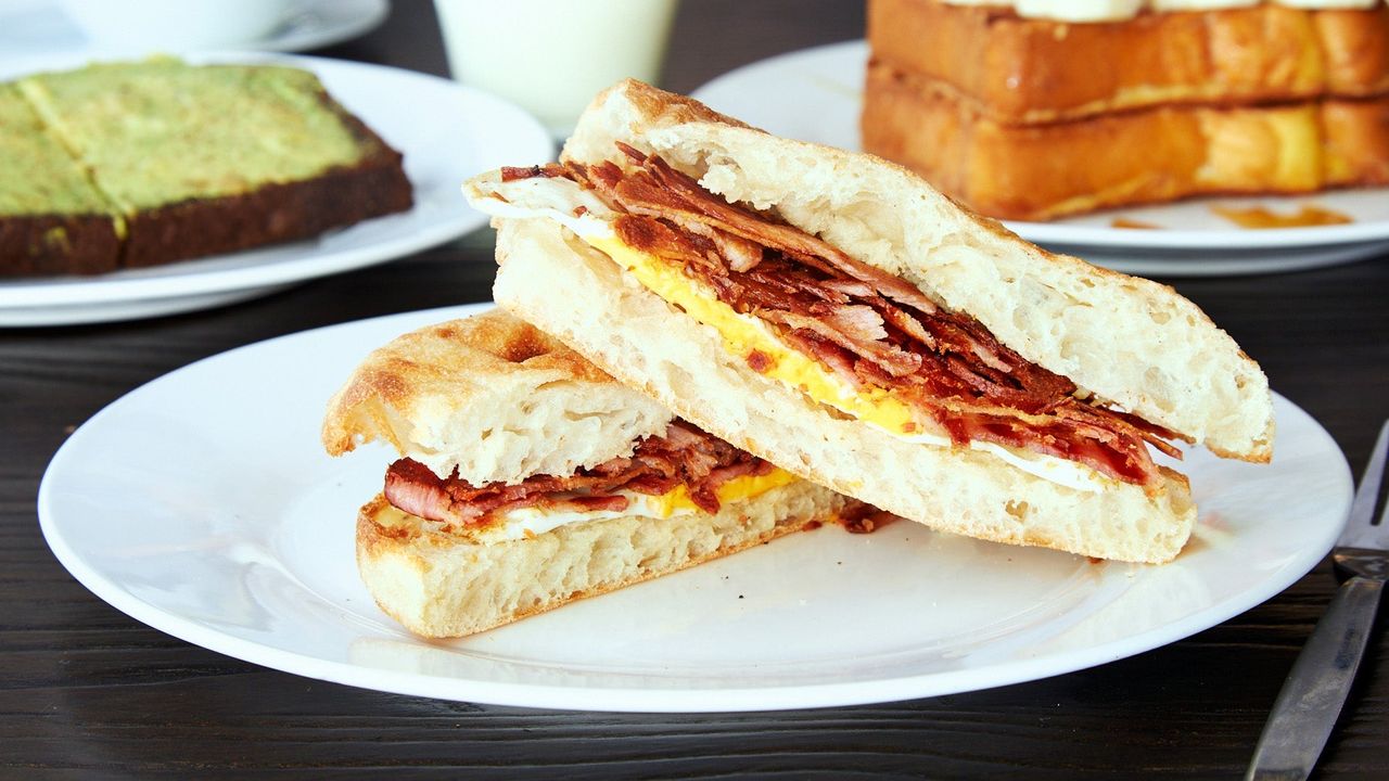 Bacon Egg Roll