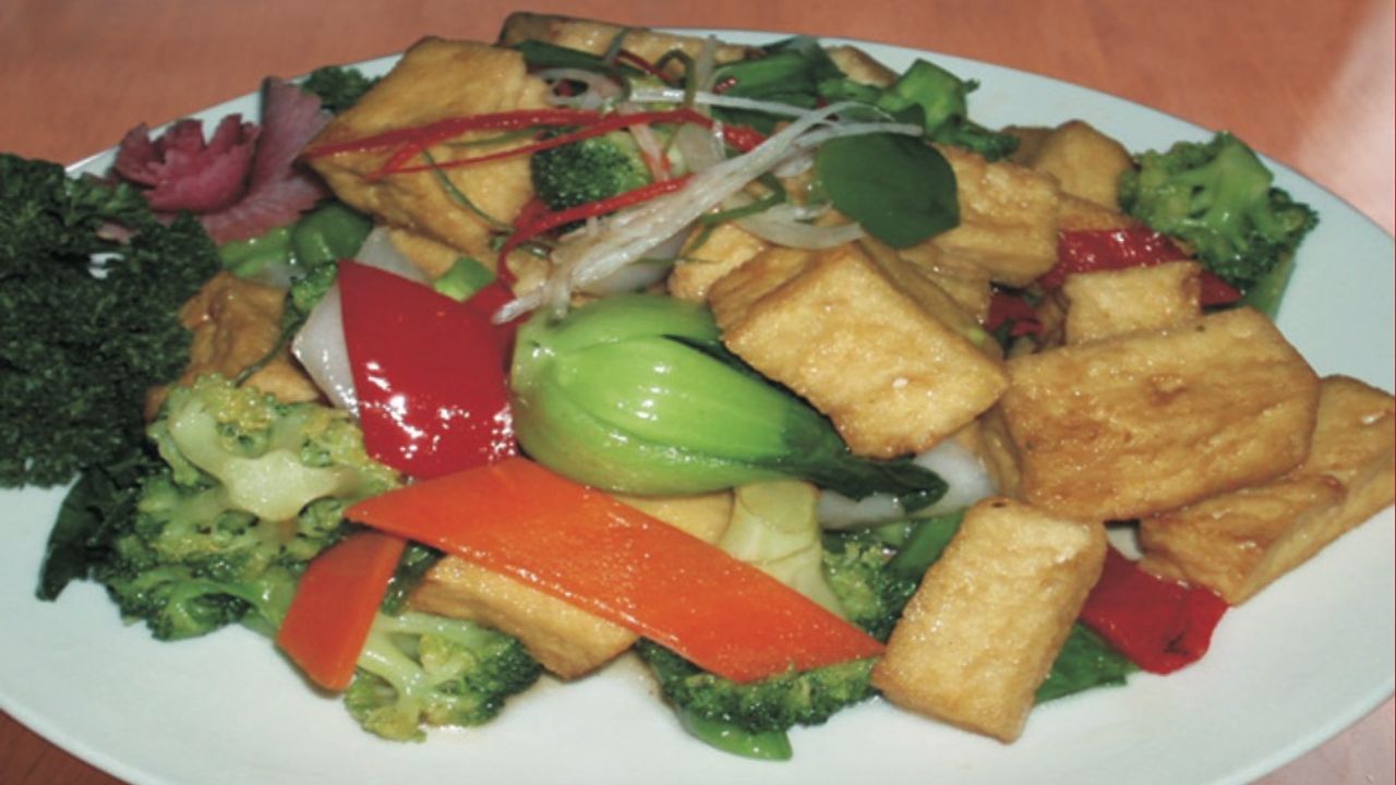 23. Stir Vegetable and Tofu (V)