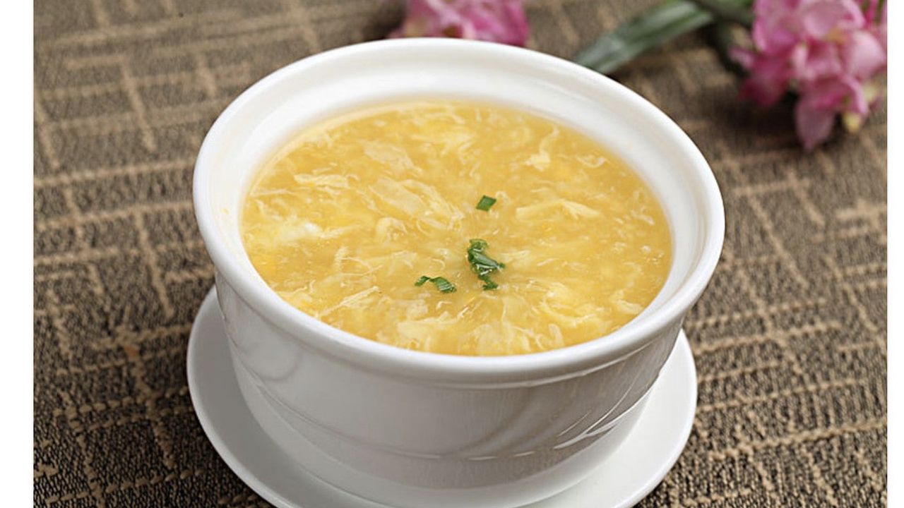Chicken Sweet Corn Sou 鸡茸粟米汤