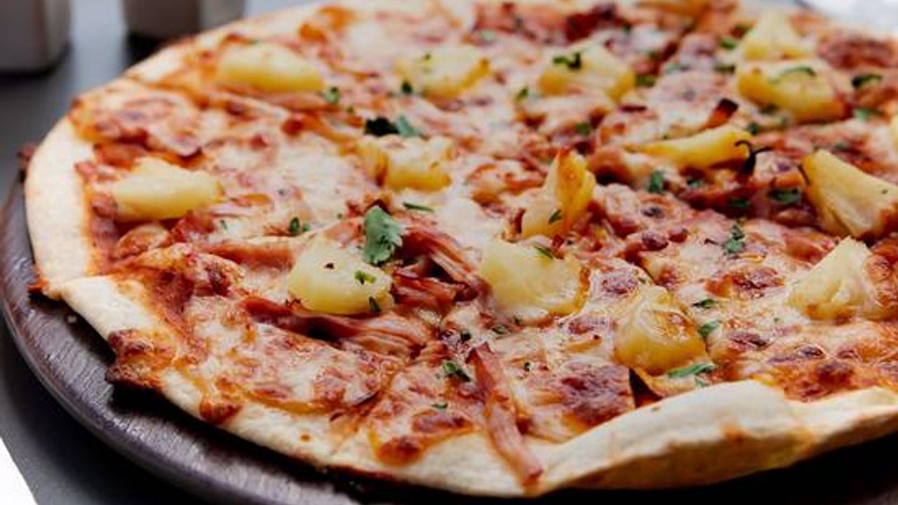Tropical Pizza