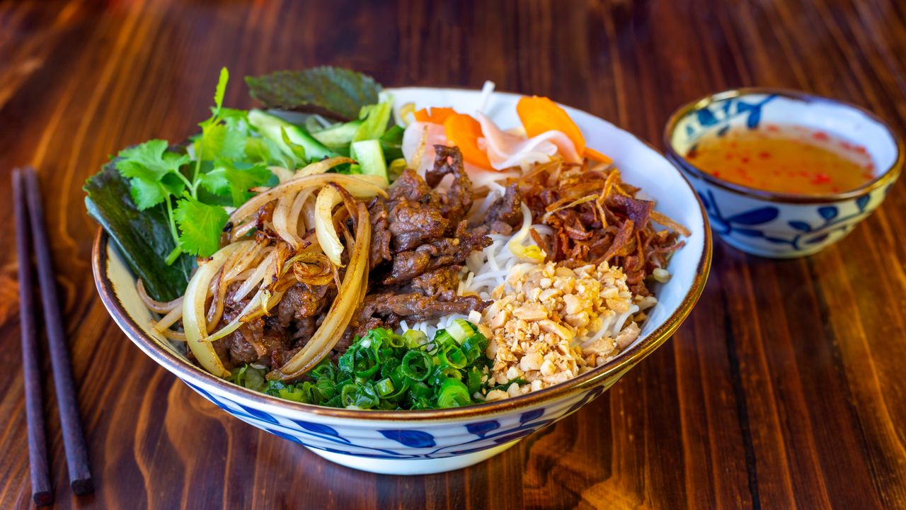 Bun Bo Xao Salad Bowl