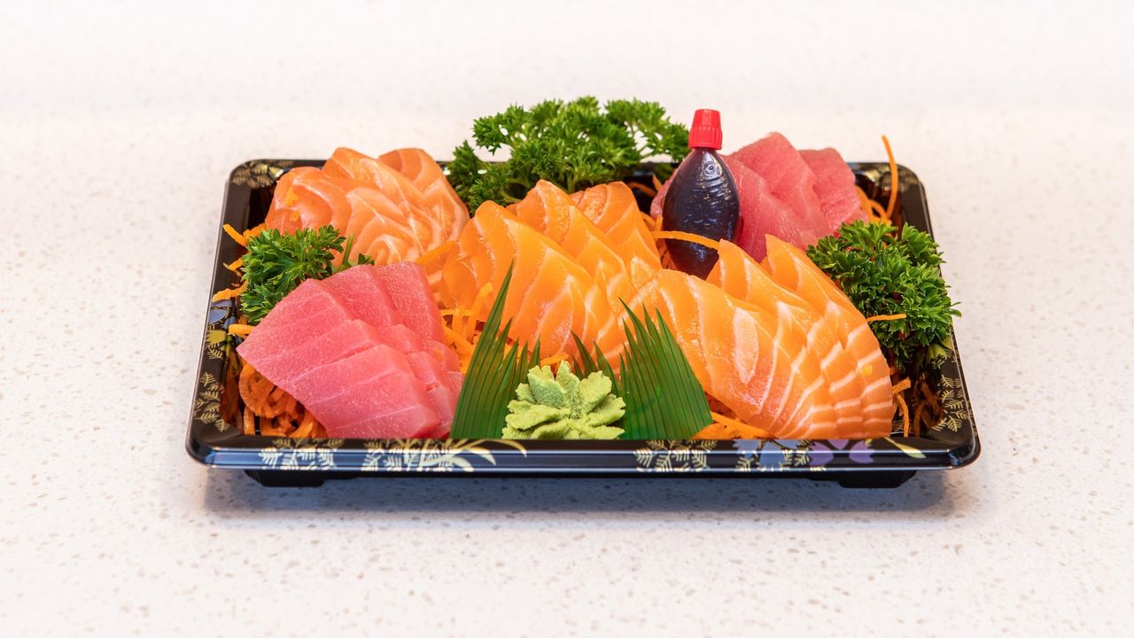 Salmon Tuna Sashimi