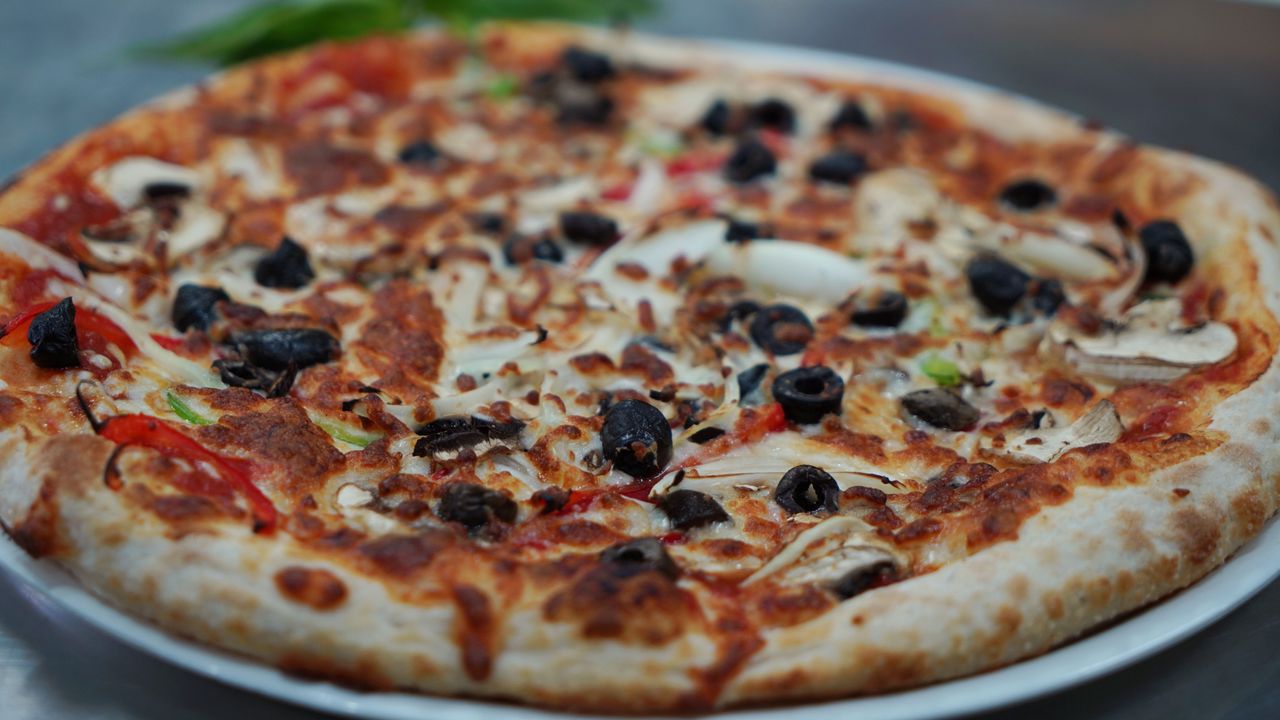 Vegetarian Pizza (Halal)