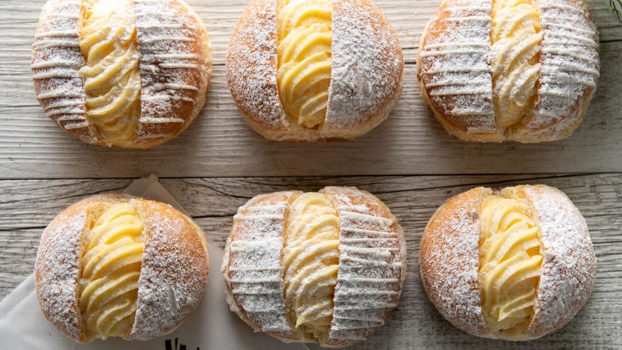 Custard Lovers